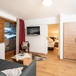 Kuckuck By We Rent, Hochkoenig Card Included