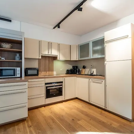 Kuckuck By We Rent, Hochkoenig Card Included Хинтерталь